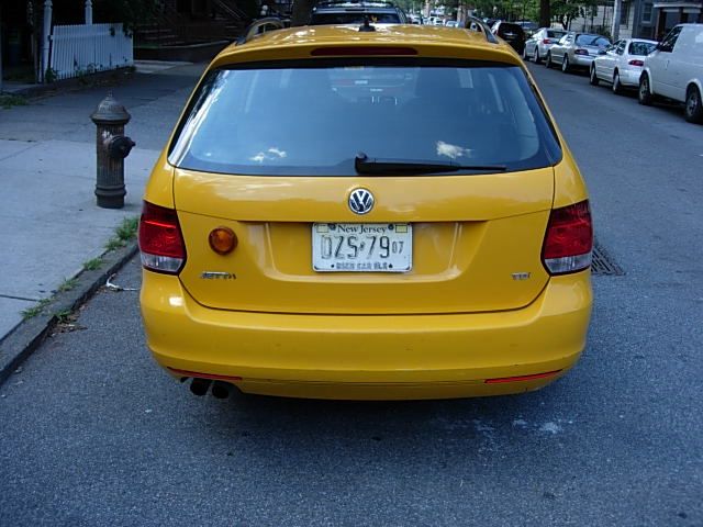 Volkswagen Jetta 2010 photo 2