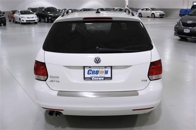 Volkswagen Jetta 2010 photo 10