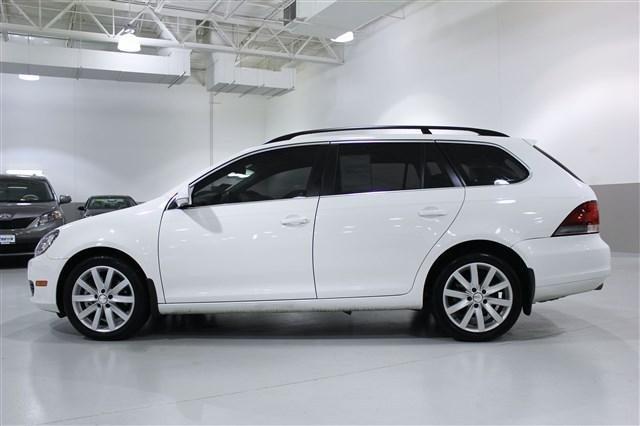 Volkswagen Jetta 2010 photo 3