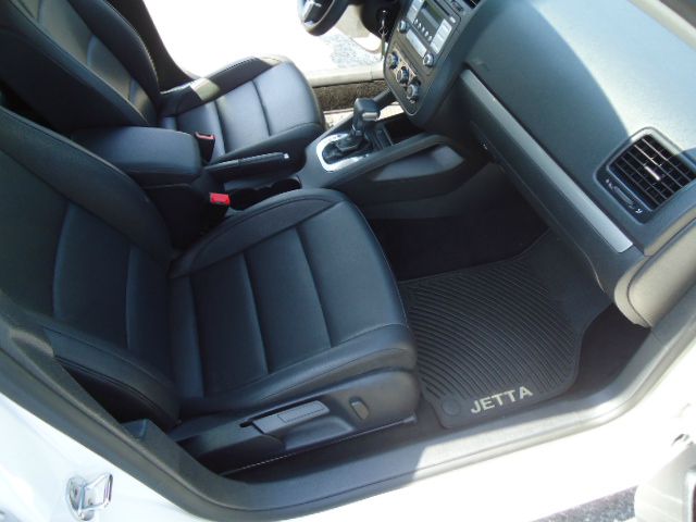 Volkswagen Jetta 2010 photo 9