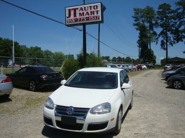 Volkswagen Jetta 2010 photo 1