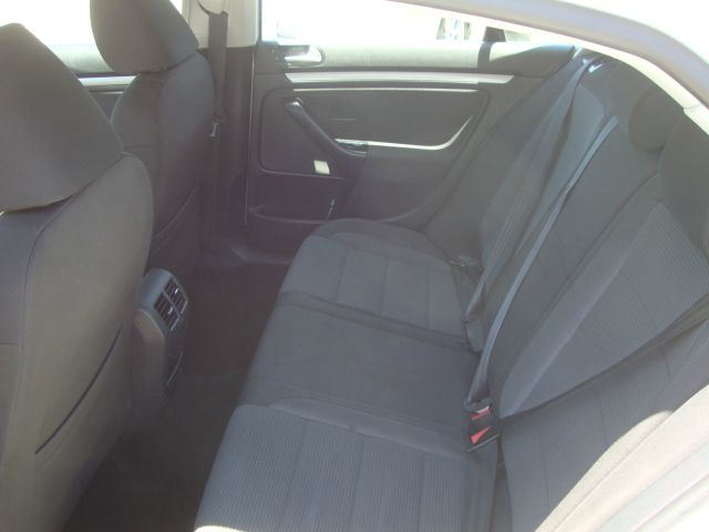 Volkswagen Jetta 2010 photo 10