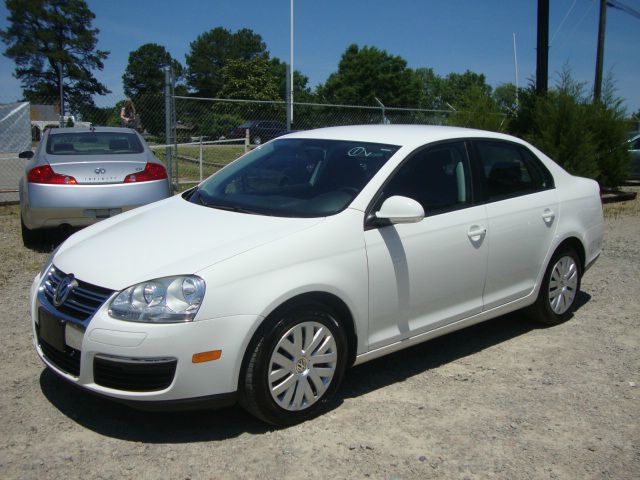 Volkswagen Jetta 2010 photo 16