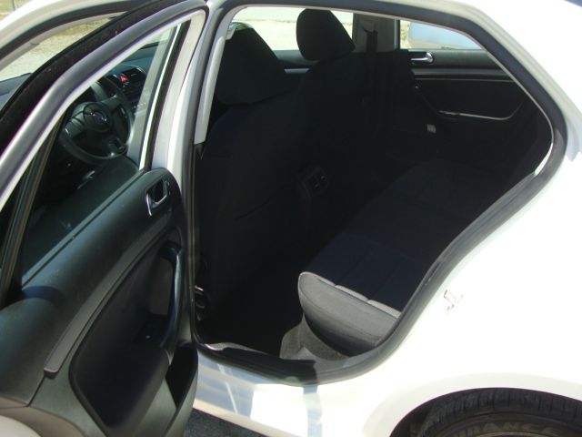 Volkswagen Jetta 2010 photo 3