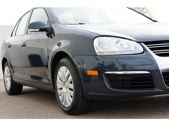 Volkswagen Jetta 2010 photo 1