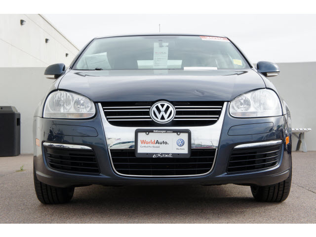 Volkswagen Jetta 2010 photo 2