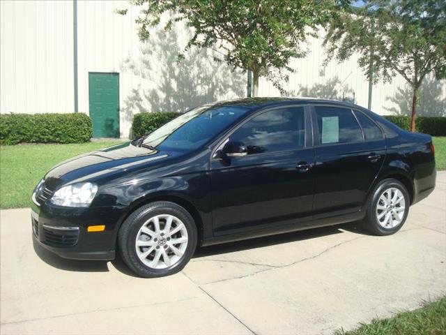 Volkswagen Jetta 2010 photo 4