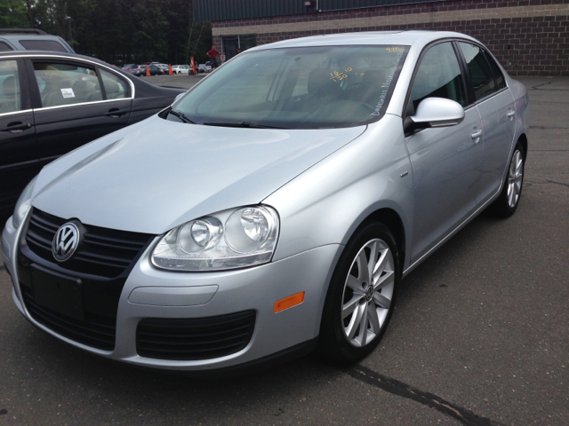 Volkswagen Jetta 2010 photo 2