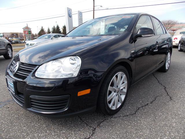 Volkswagen Jetta 2010 photo 4