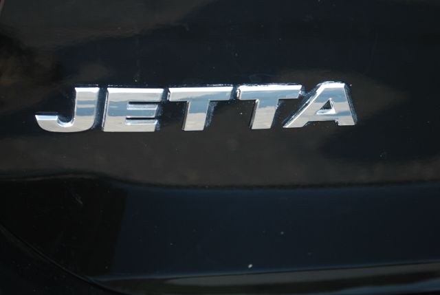 Volkswagen Jetta 2010 photo 2