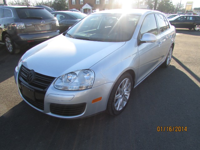 Volkswagen Jetta 2010 photo 4