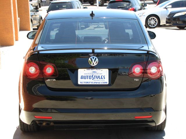 Volkswagen Jetta 2010 photo 4