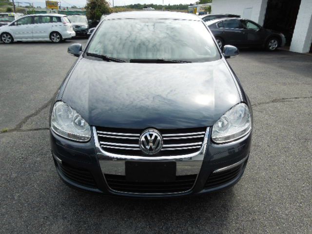 Volkswagen Jetta 2010 photo 3