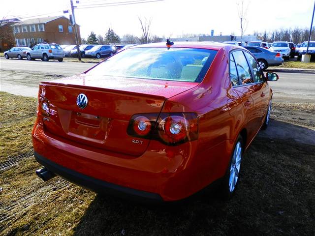 Volkswagen Jetta 2010 photo 4