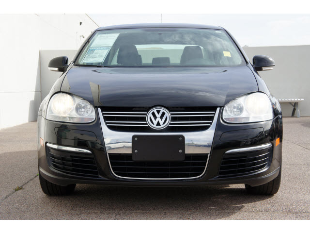 Volkswagen Jetta 2010 photo 2