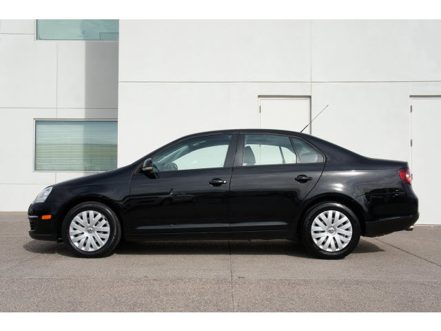 Volkswagen Jetta 2010 photo 4