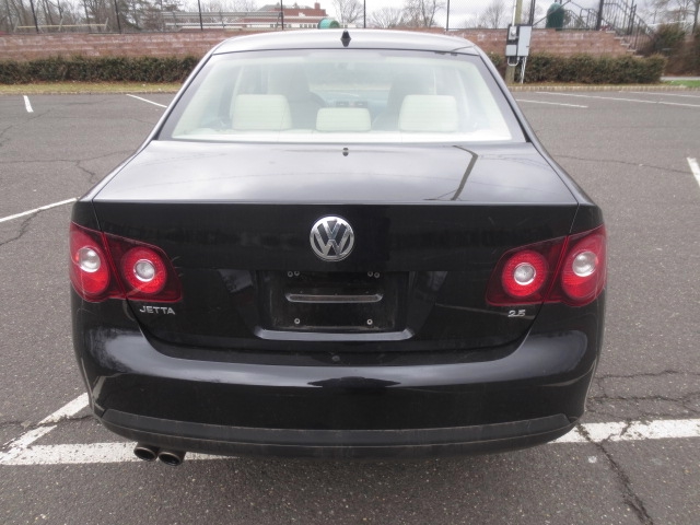 Volkswagen Jetta 2010 photo 1