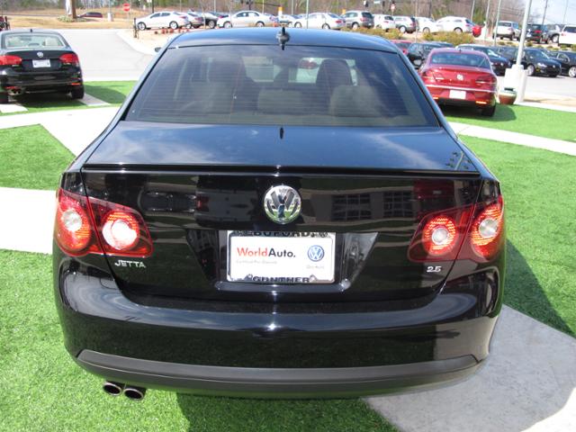 Volkswagen Jetta 2010 photo 4