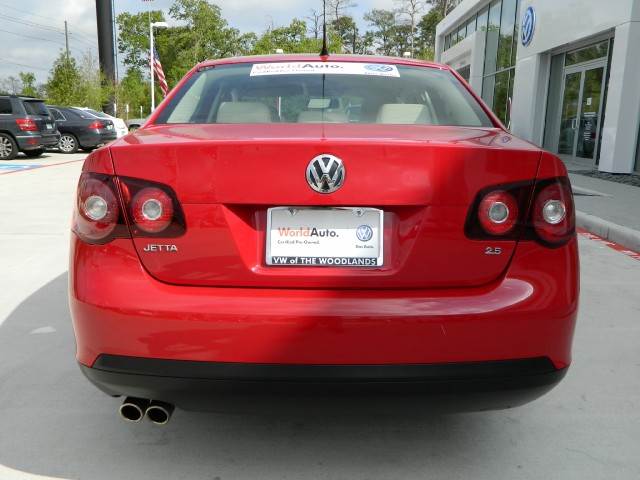 Volkswagen Jetta 2010 photo 1