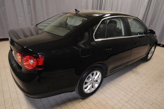 Volkswagen Jetta 2010 photo 1