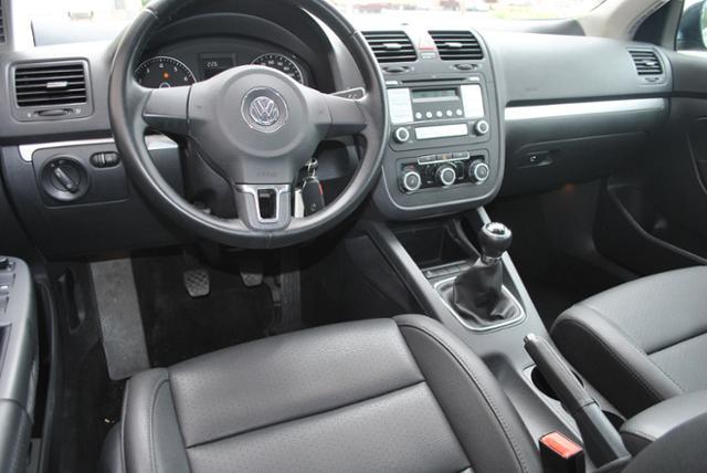 Volkswagen Jetta 2010 photo 15