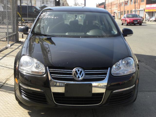 Volkswagen Jetta 2010 photo 3