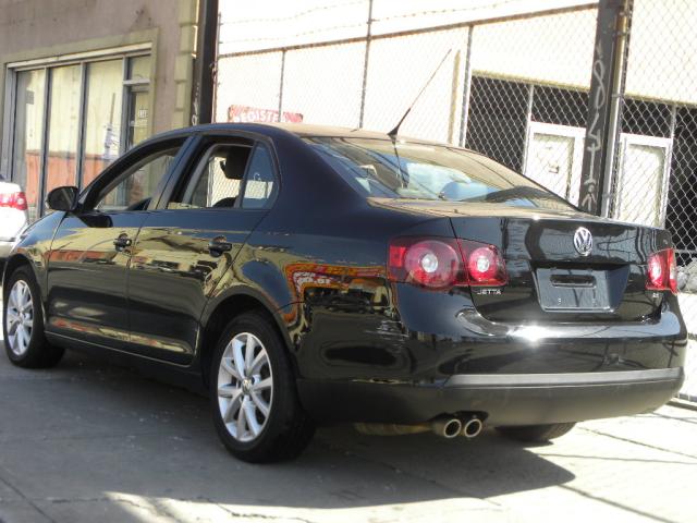 Volkswagen Jetta 2010 photo 5