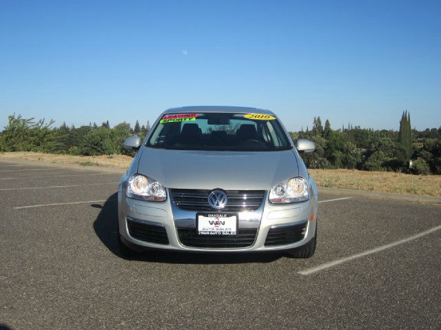 Volkswagen Jetta 2010 photo 2