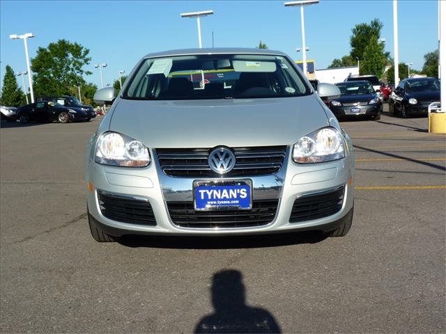 Volkswagen Jetta 2010 photo 3