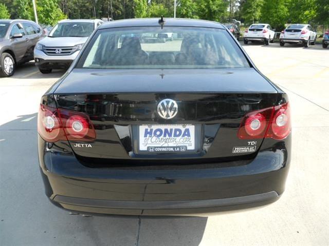 Volkswagen Jetta 2010 photo 2