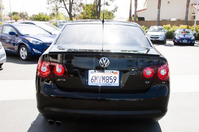 Volkswagen Jetta 2010 photo 1