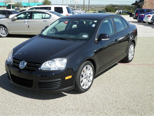 Volkswagen Jetta 2010 photo 4