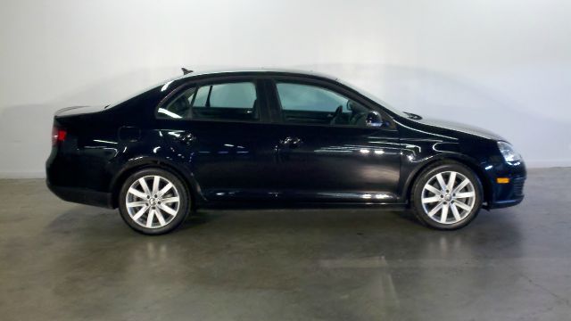 Volkswagen Jetta 2010 photo 3