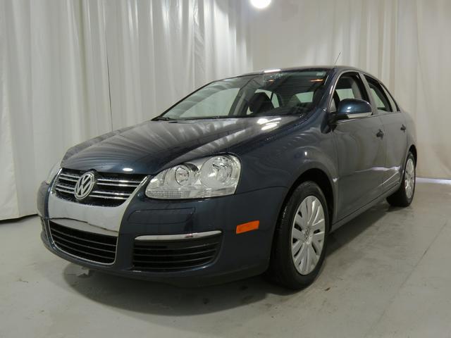 Volkswagen Jetta 2010 photo 1