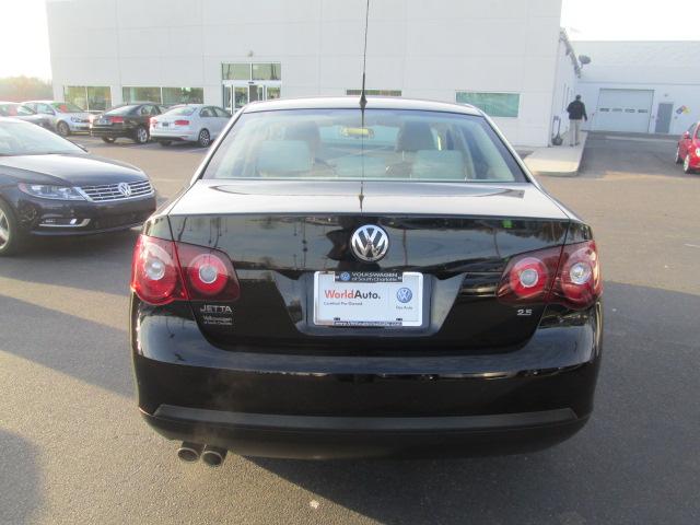 Volkswagen Jetta 2010 photo 1