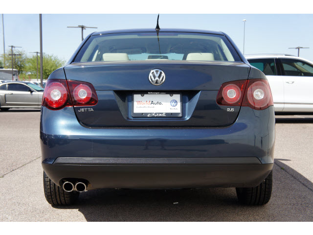 Volkswagen Jetta 2010 photo 4