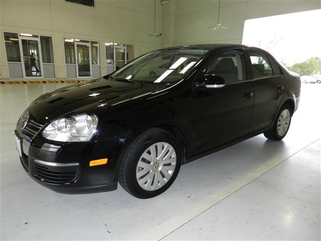 Volkswagen Jetta 2010 photo 2