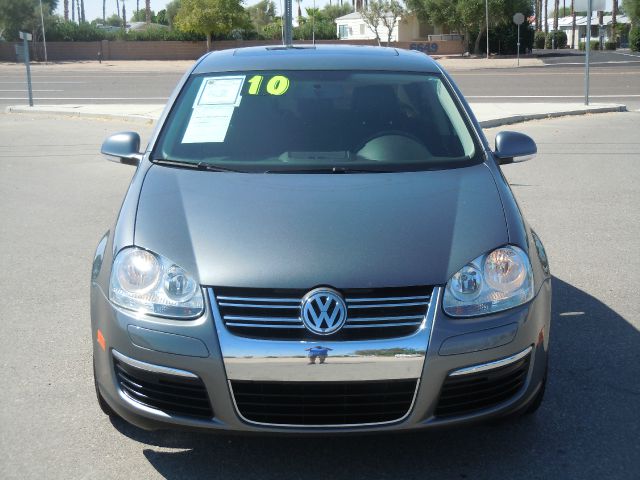 Volkswagen Jetta 2010 photo 2