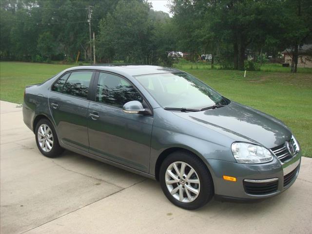 Volkswagen Jetta 2010 photo 1