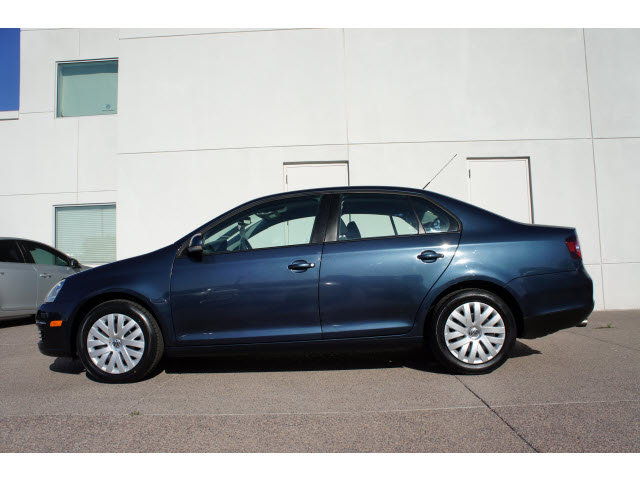 Volkswagen Jetta 2010 photo 3