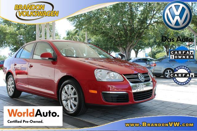 Volkswagen Jetta 2010 photo 2