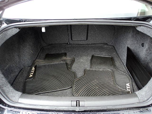 Volkswagen Jetta CD With MP3 Sedan