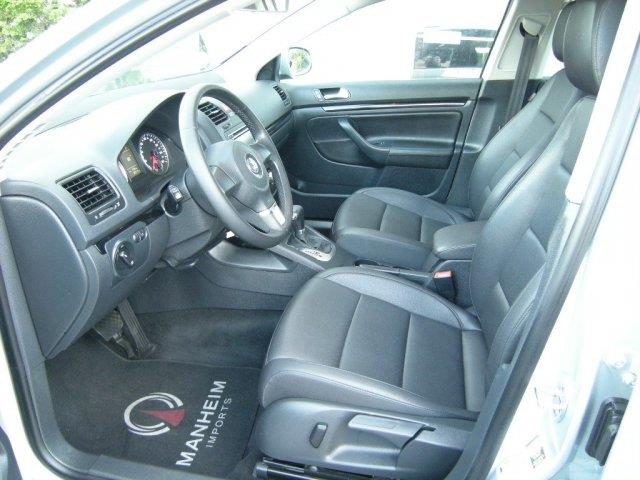 Volkswagen Jetta 2010 photo 17