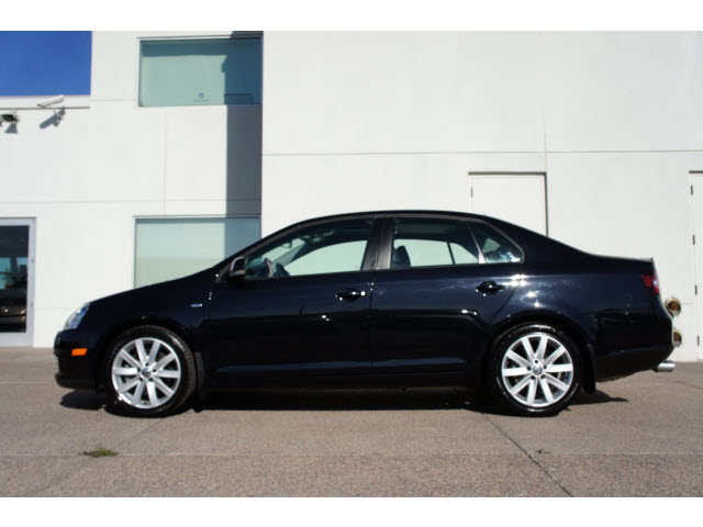 Volkswagen Jetta 2010 photo 4