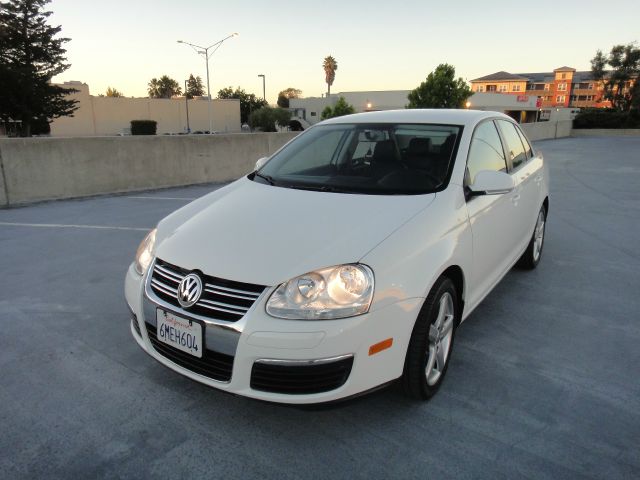 Volkswagen Jetta 2010 photo 2