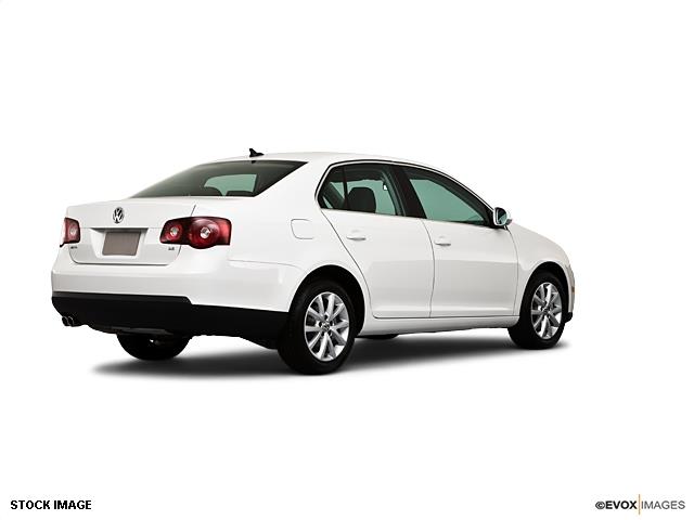 Volkswagen Jetta 2010 photo 3