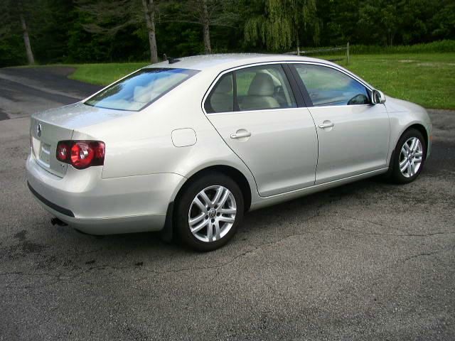 Volkswagen Jetta 2010 photo 3