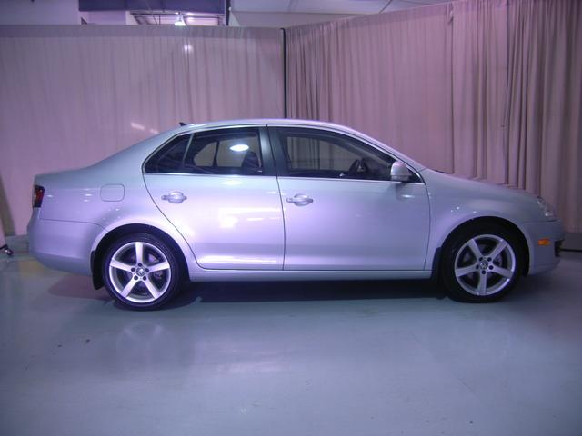 Volkswagen Jetta 2010 photo 3