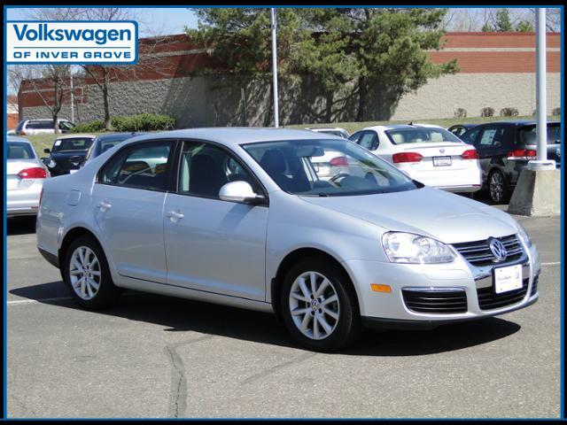 Volkswagen Jetta 2010 photo 3