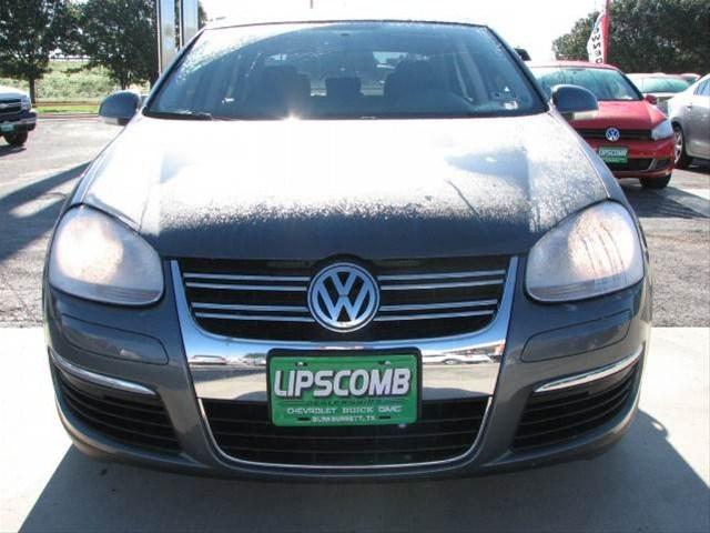 Volkswagen Jetta 2010 photo 1